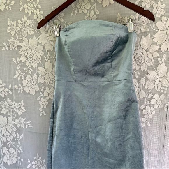 Urban Outfitters Strapless Velvet Mini Going Out Dress Light Blue size 2 - Picture 2 of 4